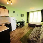 Aparthotel Amadeus Lux - Menada 3*