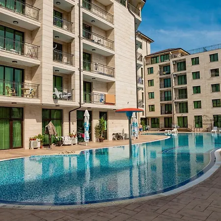 Апарт-отель Amadeus Lux - Menada Солнечный берег