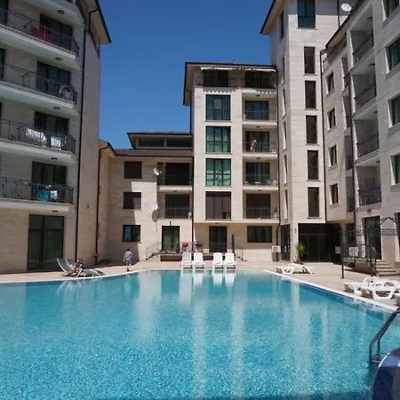 Amadeus Lux - Menada Apart Otel 3*